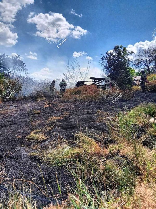 Григориопольские огнеборцы тушили два гектара сухой травы