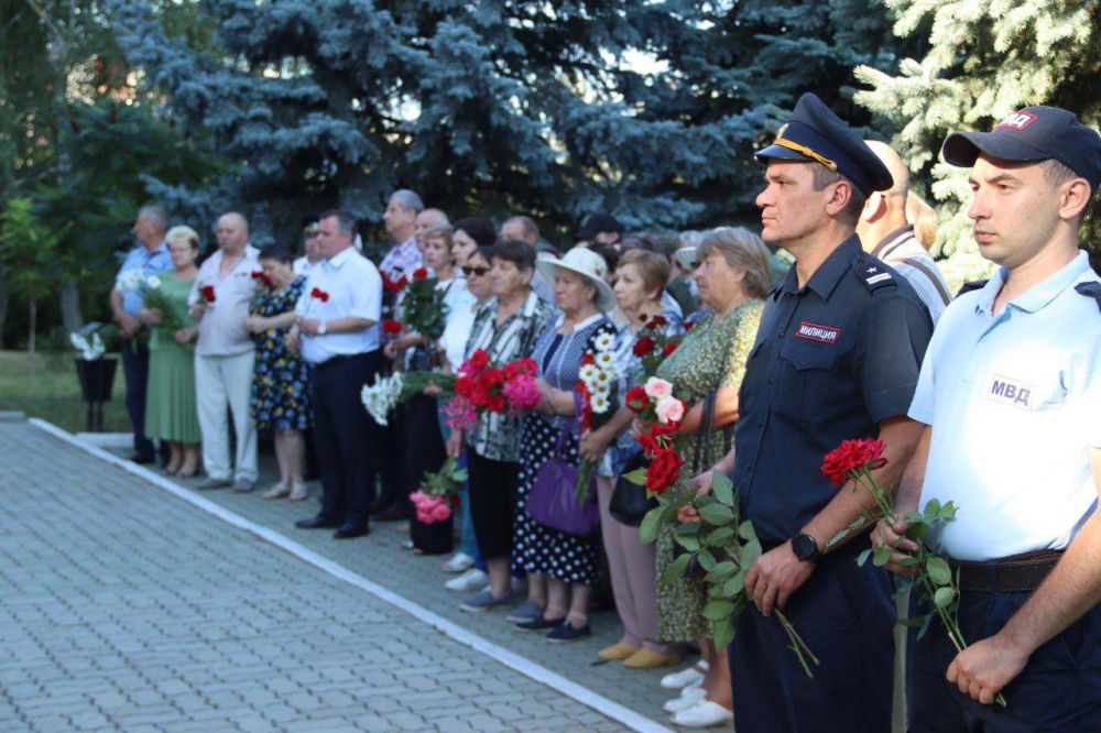 ���� ������ �� �������� 6 ���� 1992 ����