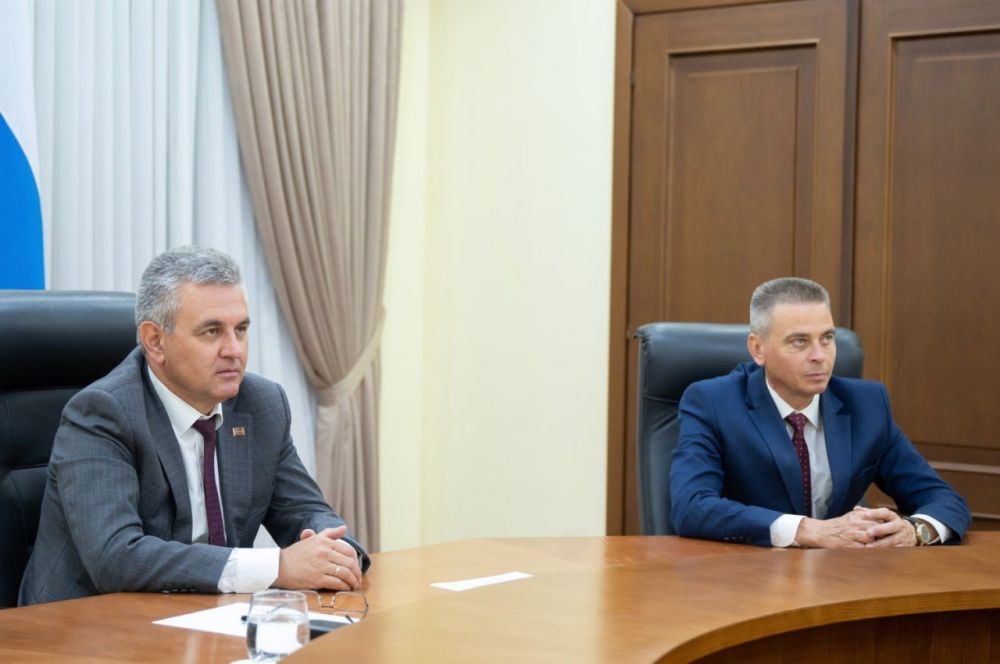 Президент провел рабочее совещание