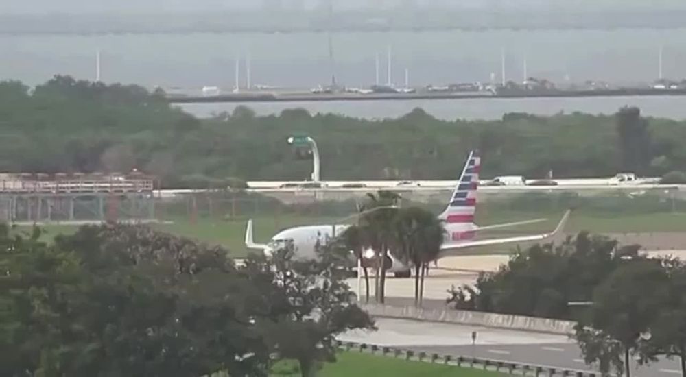 ��� � ������� ������������� Boeing 737 ���������� ������ ��� ������