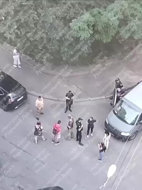 �� ������ ����� �� ���� ���������� �� ������� ������ � ������ ������������� �������������