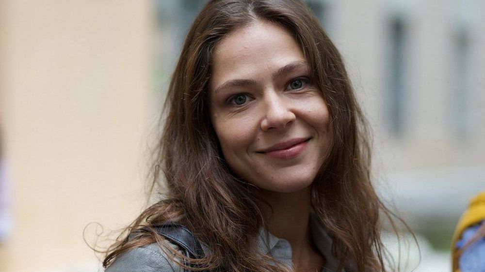 � ������������� ��������� ����: � ������ ������ ������ �������� "������" � "�����"