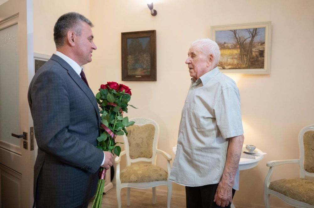 ����� �������������� ����� ��������� �������� ������� ������������� ����� � 98-������