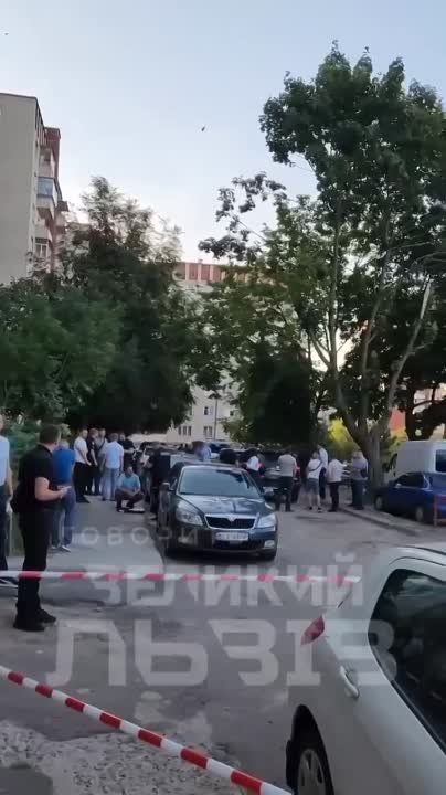 � ���� ���������� ����� � ����� ������������