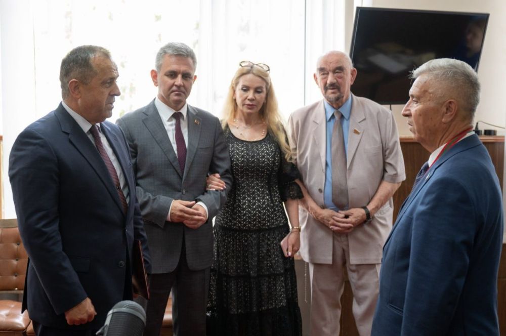 ������ ���� ����������� ���������� ������� ������� � �������