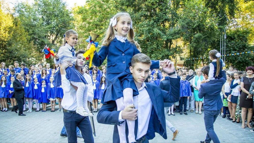 ������ 300 �������� �������� ������ �������� � ���������� ������ � ��������