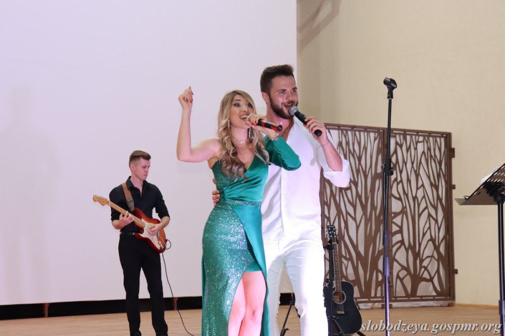 ������� ������� ������� � �������� ����� ������ ������ �� �������� ������� ���������� � ���������