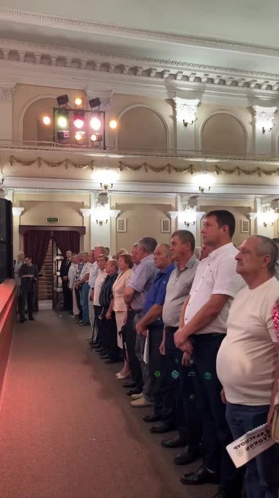 ����� ������ � ��������� � ������������ �������� � ����� 35-����� ����