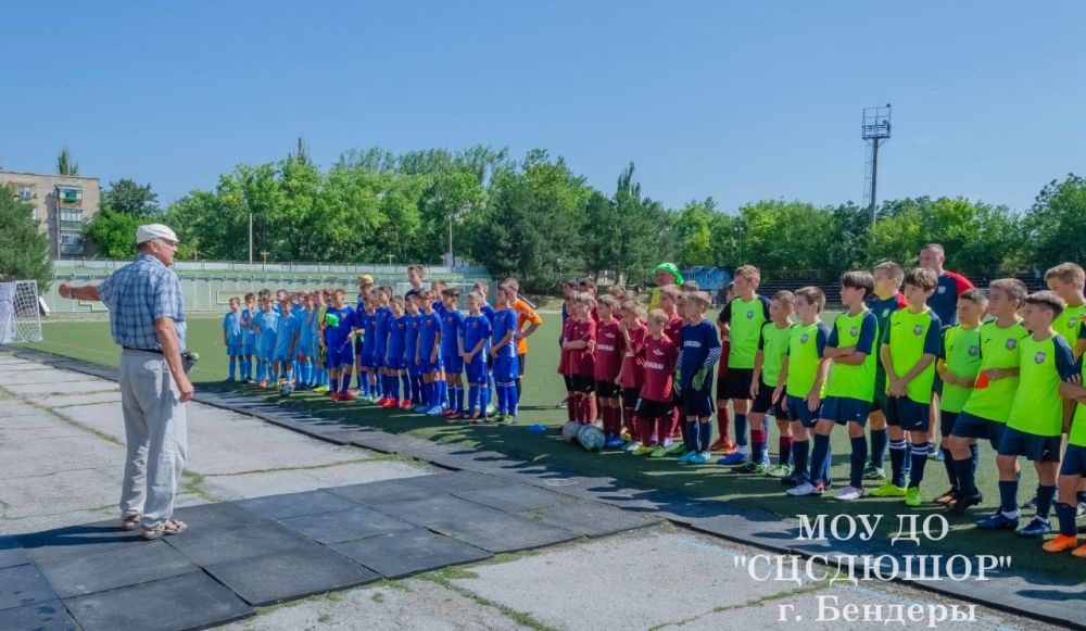 ������ �������. � �������, 10 �������, �� �������� ��������� �. ������� ��������� ��������������� ������ �� ������� ����� ������, ����������� ������ ������������ ������� ���������� �������� � ������ ���� �������� ��������� ���������