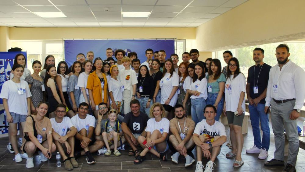 ������ ���� ������. � 9 �� 11 ������� � "������������ �����" ��������� ����� ������� �����������������. �� ������ 50 ������� ���������� �� �������������