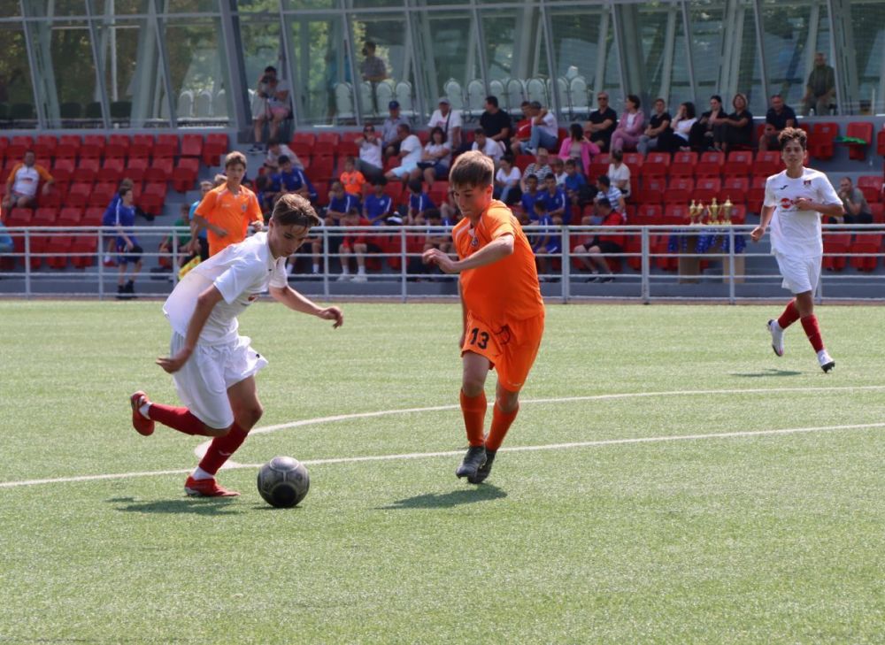 ������������ ��������� ����������� ������� ��������� U15