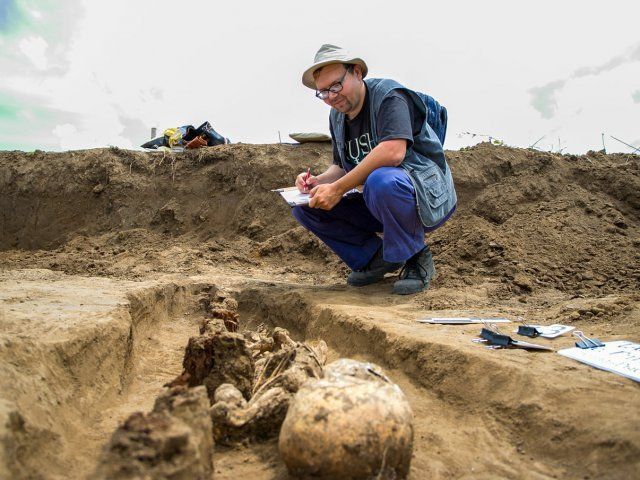 ����� �������������� ��������� ���������� � ���������������� ����������: