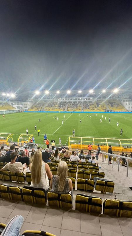 0-0 �� ������� �����. �� 45 ����� ���� ���� � �����