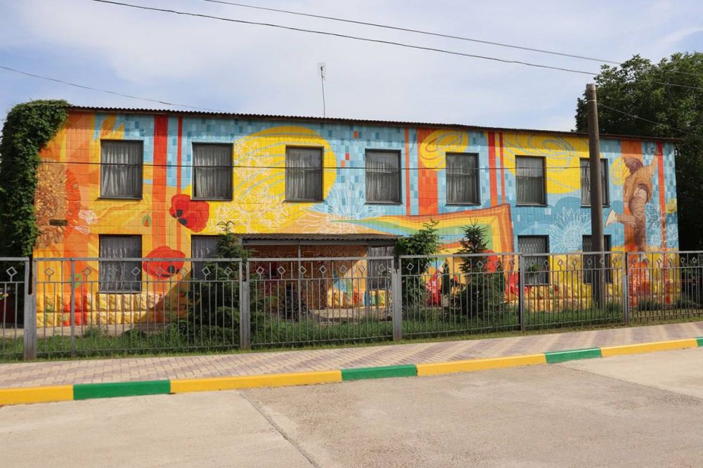 ����� 1000 ����� �� ���� ���������� ������ � ���� ���� ������������ ��������������� ������