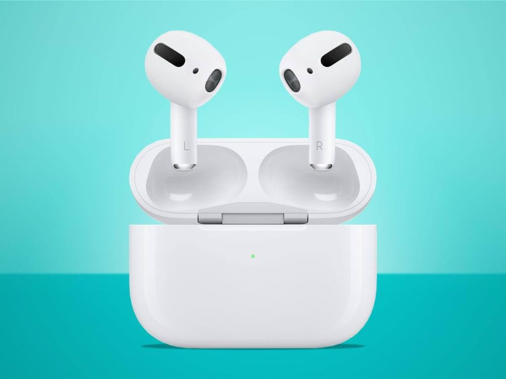 Apple ���������� ������ ��� ������ AirPods 4-�� ���������