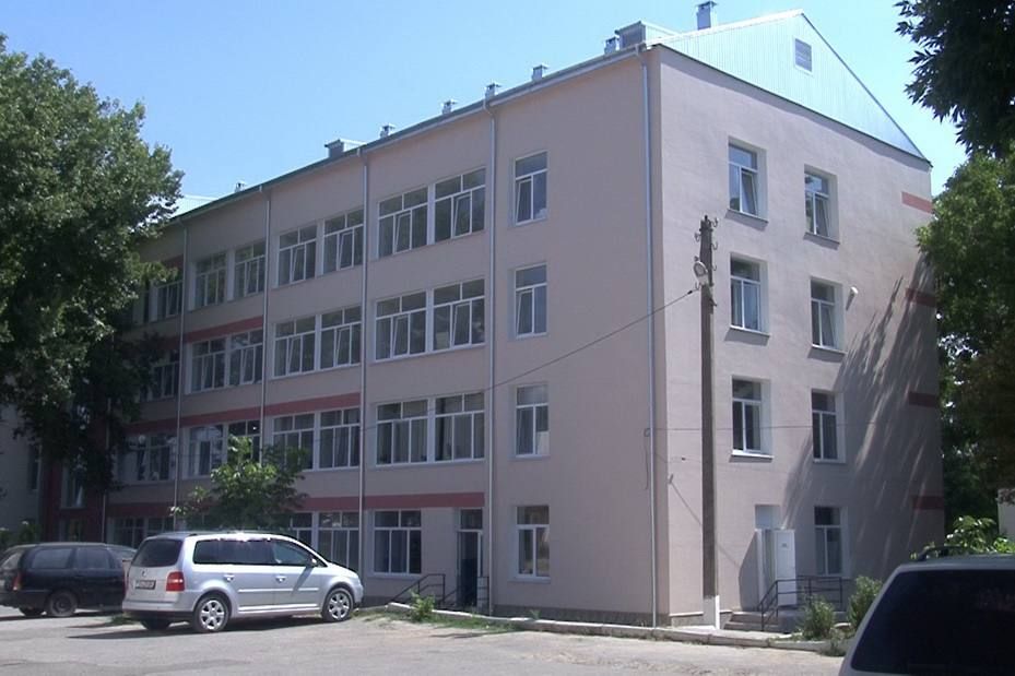 Поликлинику в Григориополе продолжают обновлять