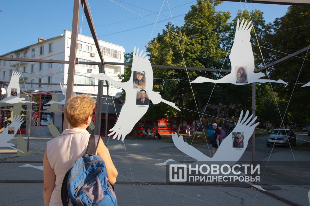 ����� � 80-����� �����-����������� �������� �������� � ��������