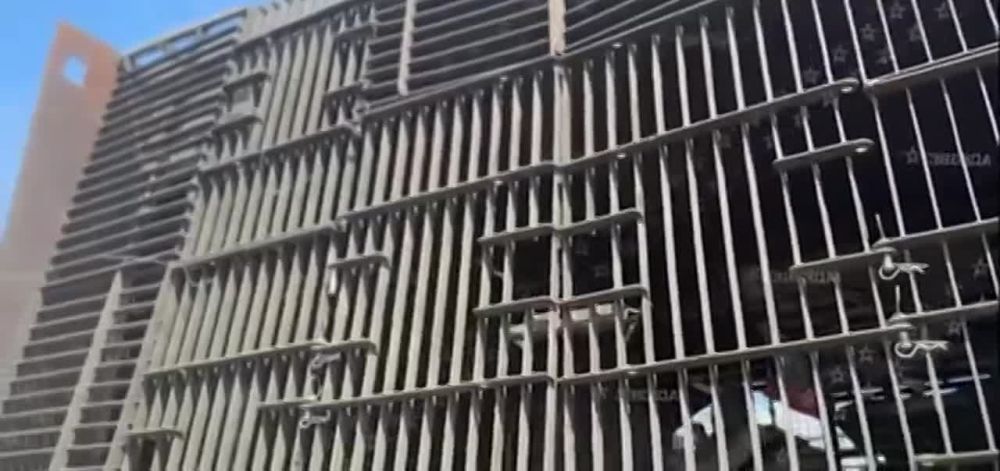 ������� �������������. ������ �-80 �������� �����-������ � ����������� � �������� ������. ���� ���������� � ��������� ������ �� ���������