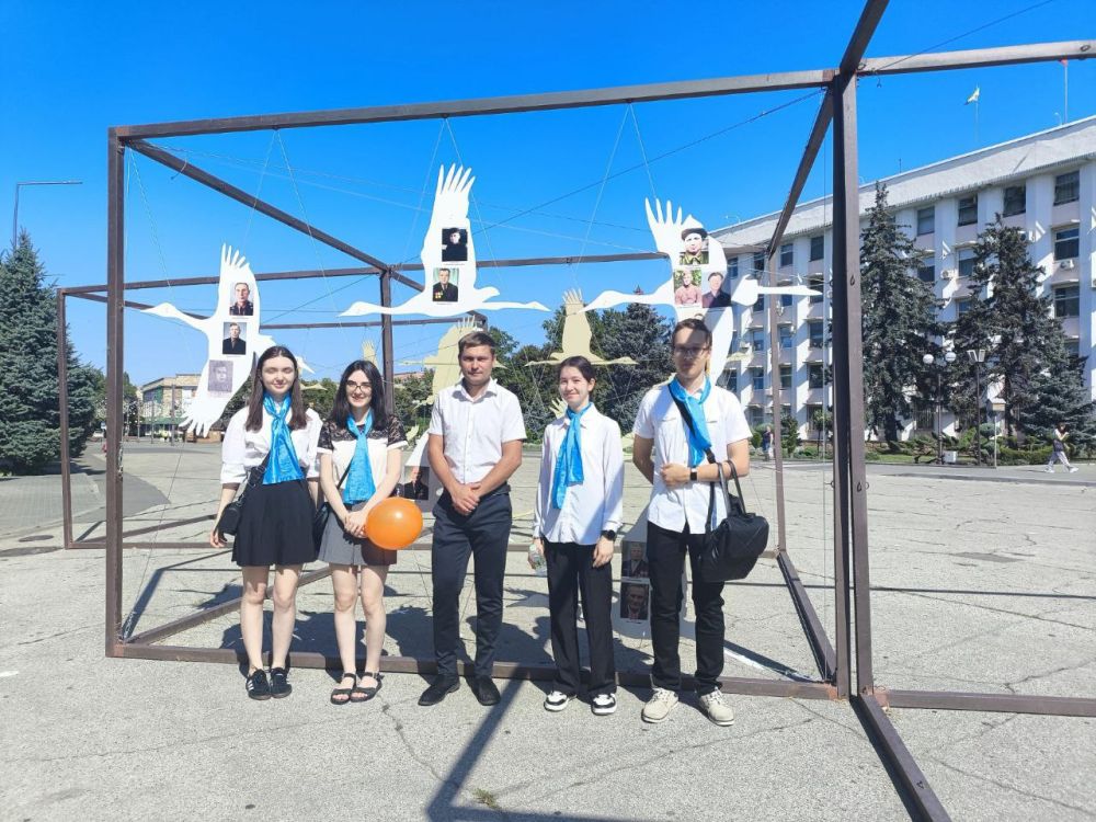 ��������� ��������� ���������� ������������� ����������� ������ ������� ��� �������� ������� �������� � 80-����� ������������ ������ ������� �� �������-���������� �����������