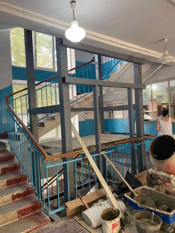 В поликлинике Григориополя устанавливают лифт