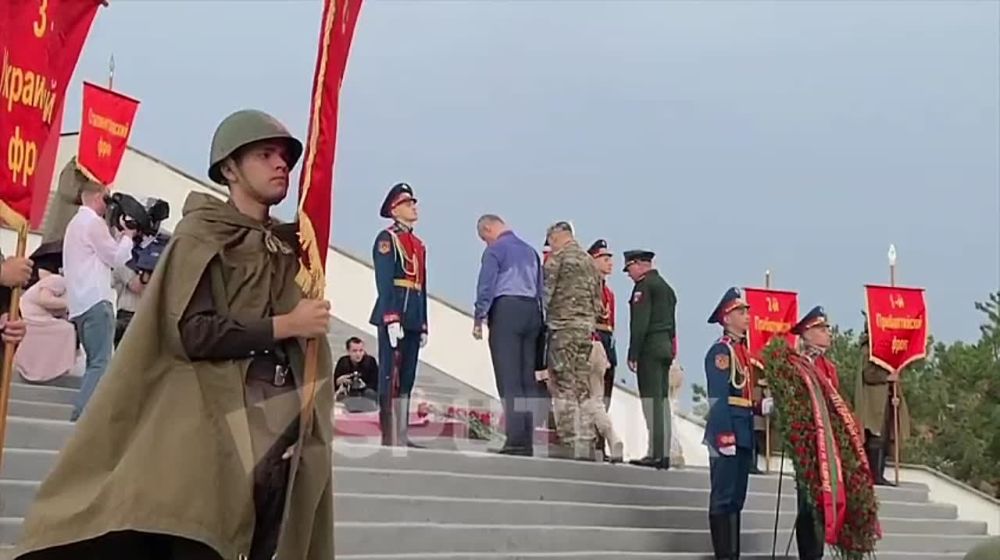 ������������� ���������� ������ � ����, ������� ������������� ��������� ����� � ������� ���� �� ���������� ���������