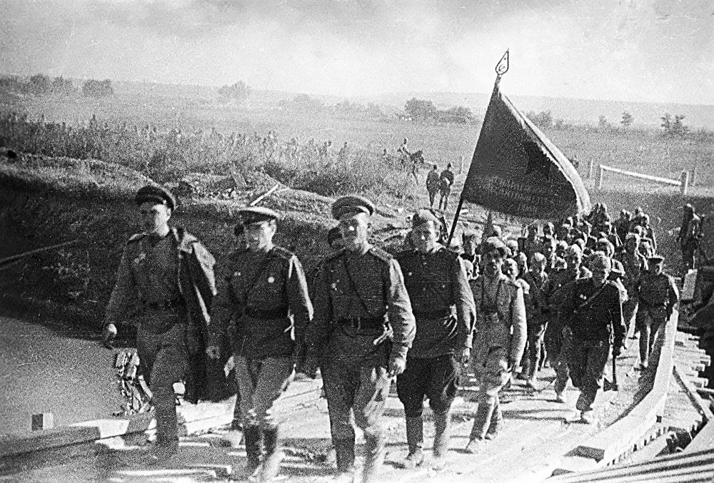 80 ��� �����, 29 ������� 1944 ����, ����������� �����-����������� �������� � ���� �� ����� ������� ��������� �������� �� ����� ������� ������������� �����