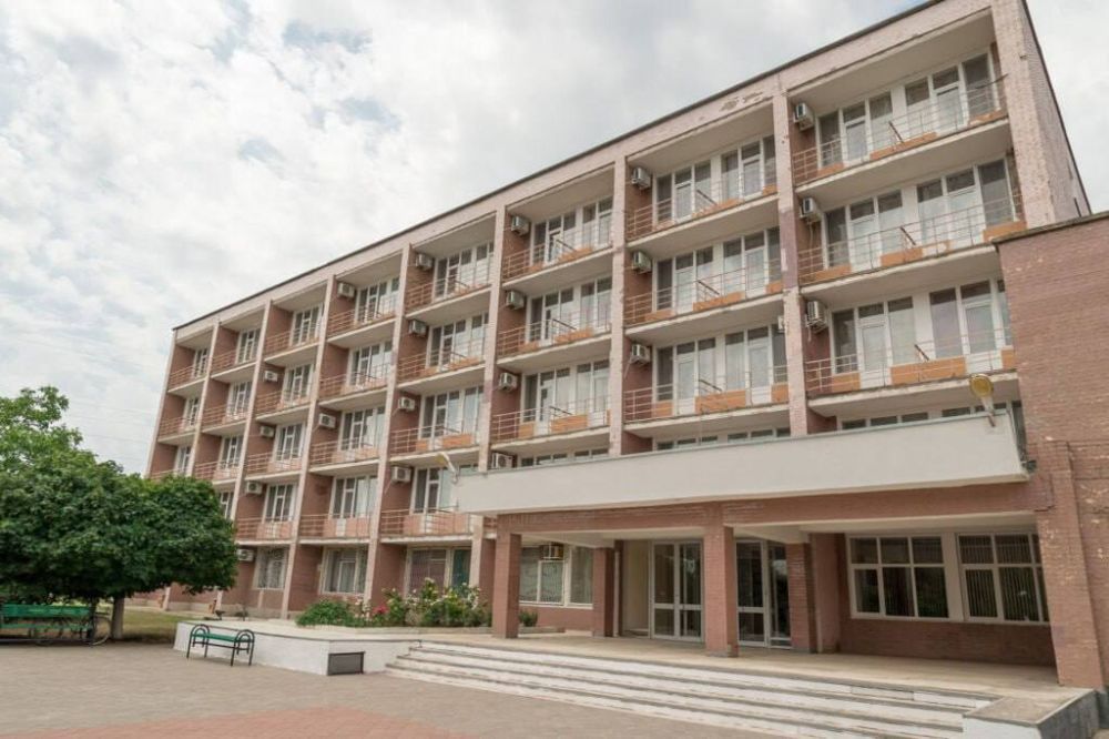 �� ��� � ��������� ���� � ��� ������� 285 ����� �������� �� �������, 45 ����� �������� ���� �����