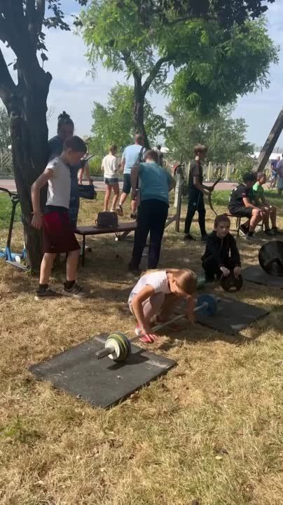 �� ����� � 9-������ ���. � �������������� ����� �������� ������-����� �� ������ ��������. ������� 30 �����������. ��� ������� ��� ���, ������ ��� � 60