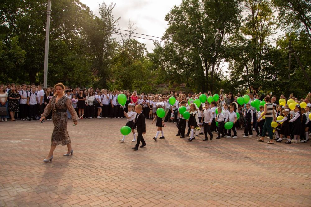 Начало учебного года в столичной школе № 14
