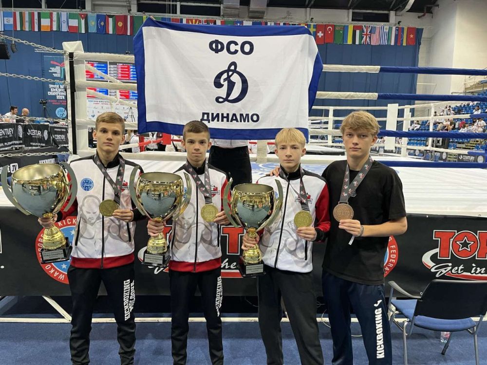 ��������������� ��������� ����� 3 ������� � ������� �� ���������� � ��������� ����� ����� � �������: