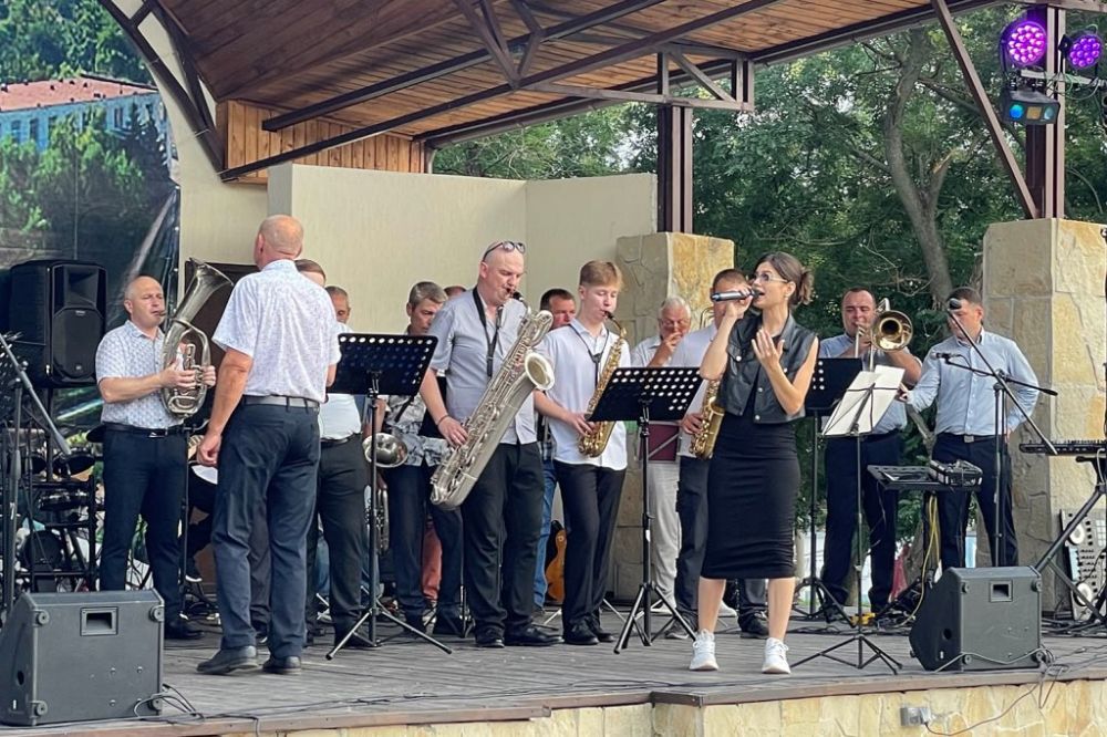 ����������� ��������� Jam session ������ 7 �������� � ����������