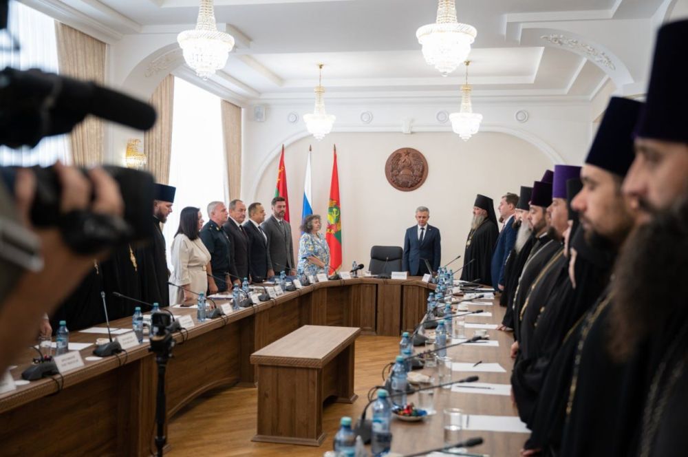 ��������� ����� ������� � ��������������� ������������-������������ �������