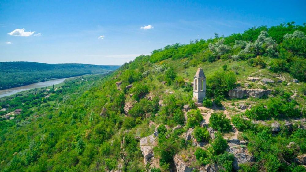 ����� ���. ������ ���� �� ����������� �� ������������� � ����� 300 ���. ������