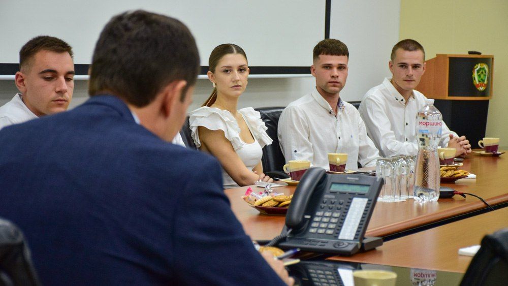 � ����� ������������ 32-� ��������� ����������� ���������� ������� ��� ����������� ��� ������� ������� � �������� ������������, ������������ �� ������ � ���������� ������ �� �������������