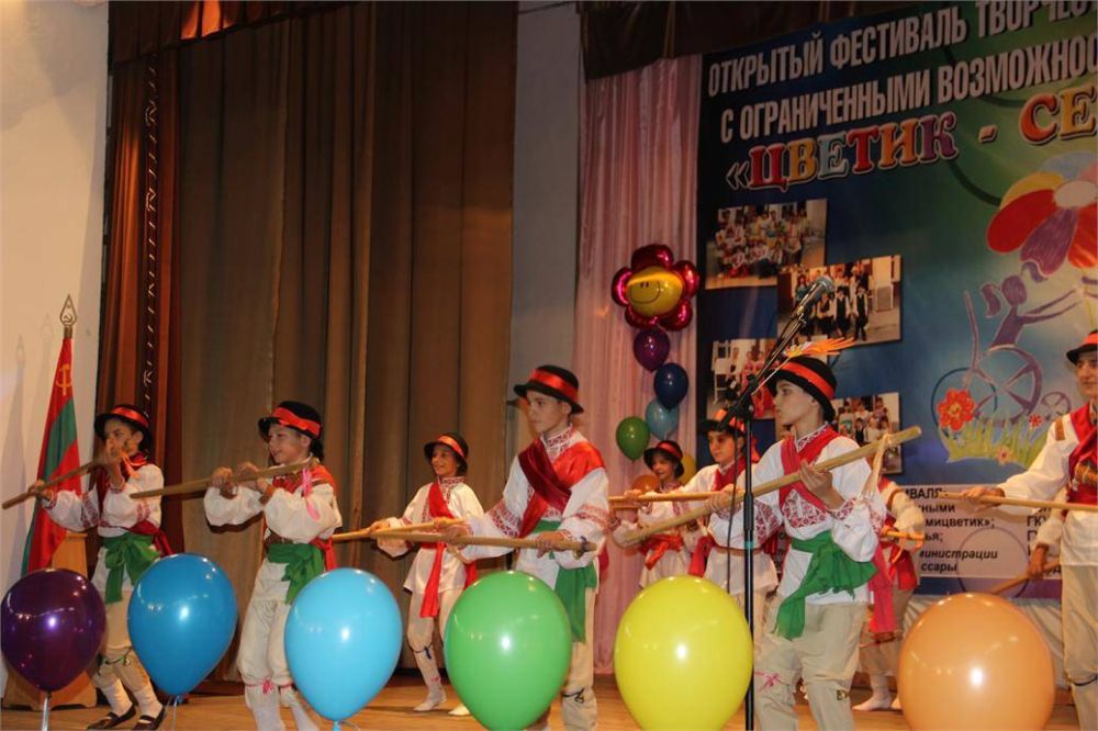 ������� � ���������� � 12-� ��������� ���������� ����� � ������������� ��������