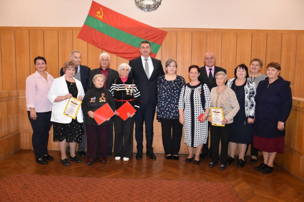 С благодарностью за знания и мудрость