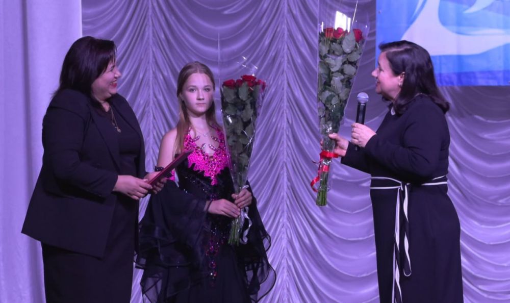 В Бендерах сегодня чествовали учителей