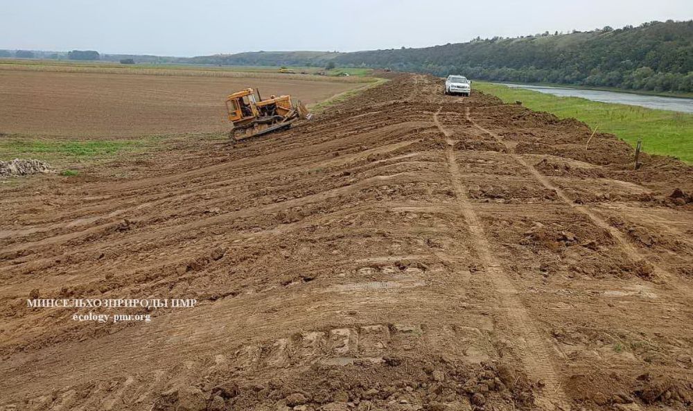 Ремонт дамбы в Григориопольском районе