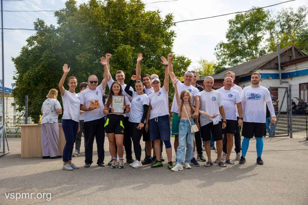 «Верховный дракон» завоевал бронзу в регате «Кубок золотого дракона»