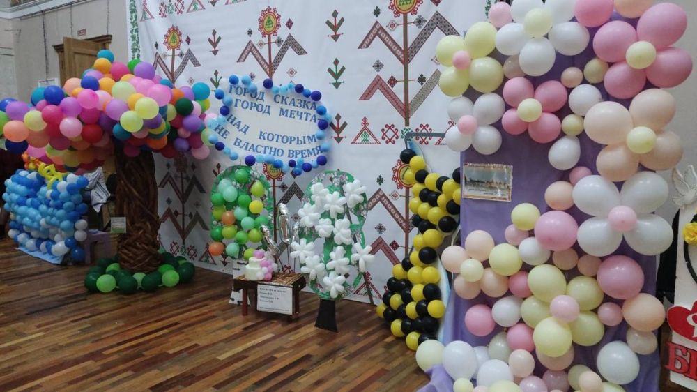 ������� ����� �������. �� ������ ��������� ����, �� � ��������� ������, �������������� �� ��������� �������