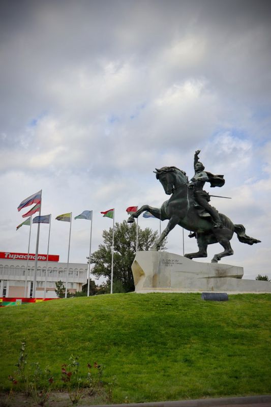 14 ������� ����������� ��������� �������� � 10:15 � ��������� ���������� ������ �� ��������� ����� � ����������� � 11:00 �������� � ����� ������� ������ ������ � ������ �� ���ʻ