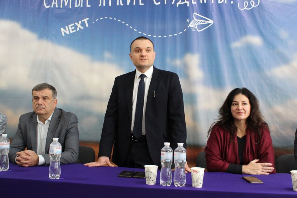 ����� ���������� ���������� � �������� ������������� � ������� ���