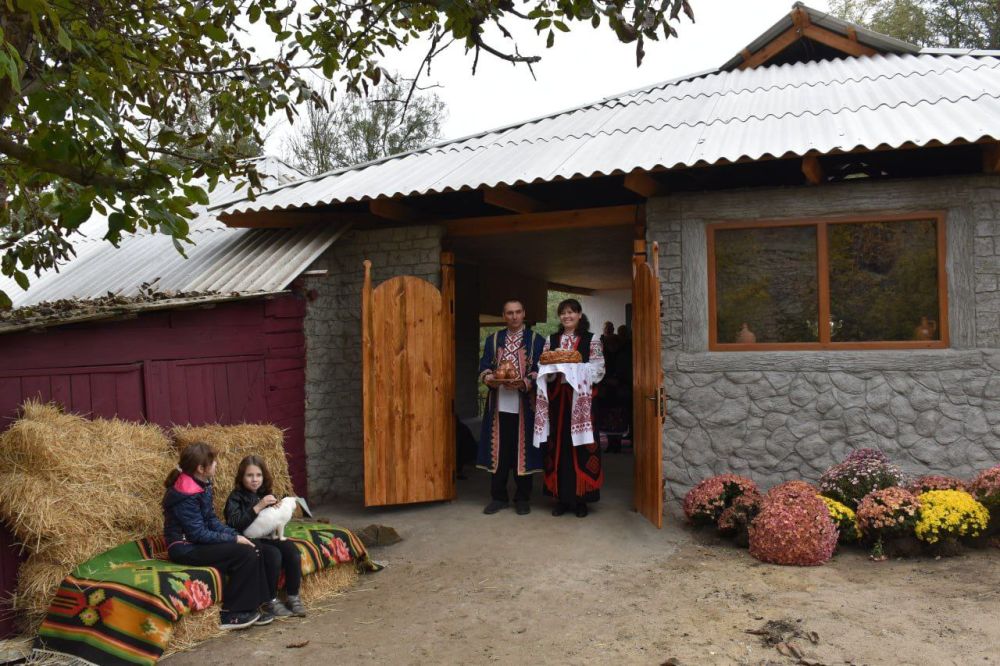 ����� ������ ��������� ������� � �������� ��� ������������ ����������