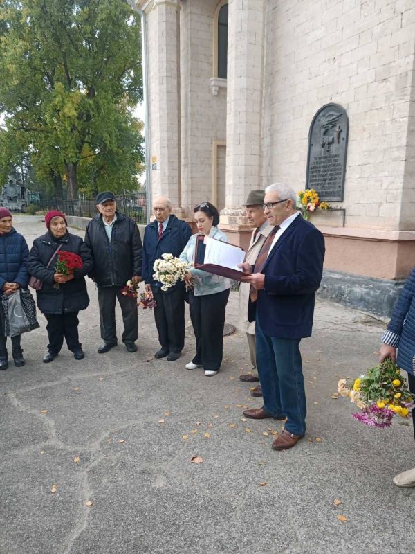 ������� �������, ������ ����������