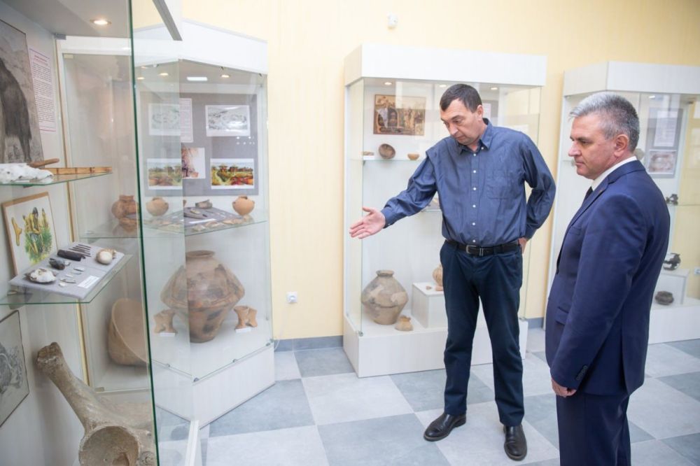 ��������� ����� ���������, ��������� ��� ��������� � �������, ������ �����, ��������� �� ���� ����������� �� ����� ��� � ��� � ������ ������ ��������� ��������� ������� �������� ������ ���������������