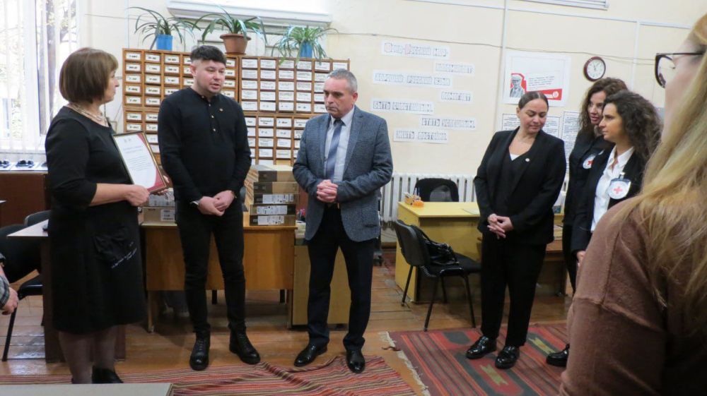 Григориопольской центральной районной библиотеке Международный комитет Красного Креста передал 25 ноутбуков и комплектующие