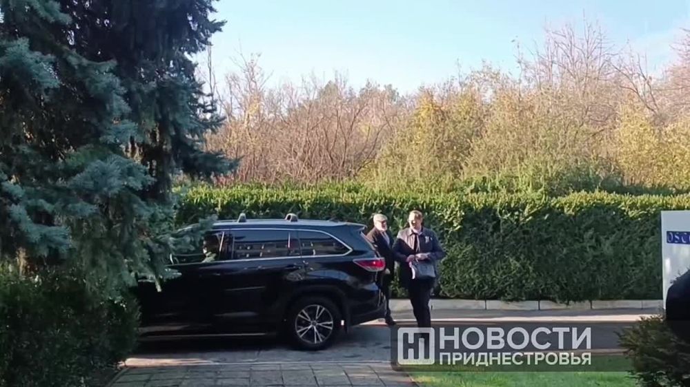 В Бендерах начинается встреча главы МИД ПМР Виталия Игнатьева и вице-премьера РМ Олега Серебряна