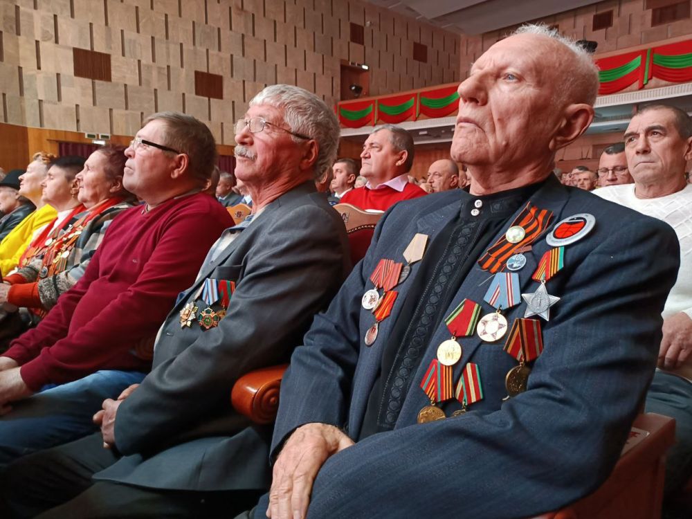 ������ �������� � ������ � ���������� �������������