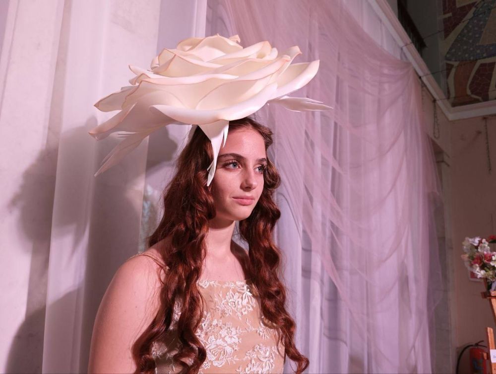 Школе эстетической гимнастики и танца «Аваланж» - 15 лет