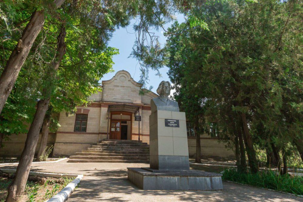 ����� �.�. ����������� � ���� ���������� ����������� 30 ���